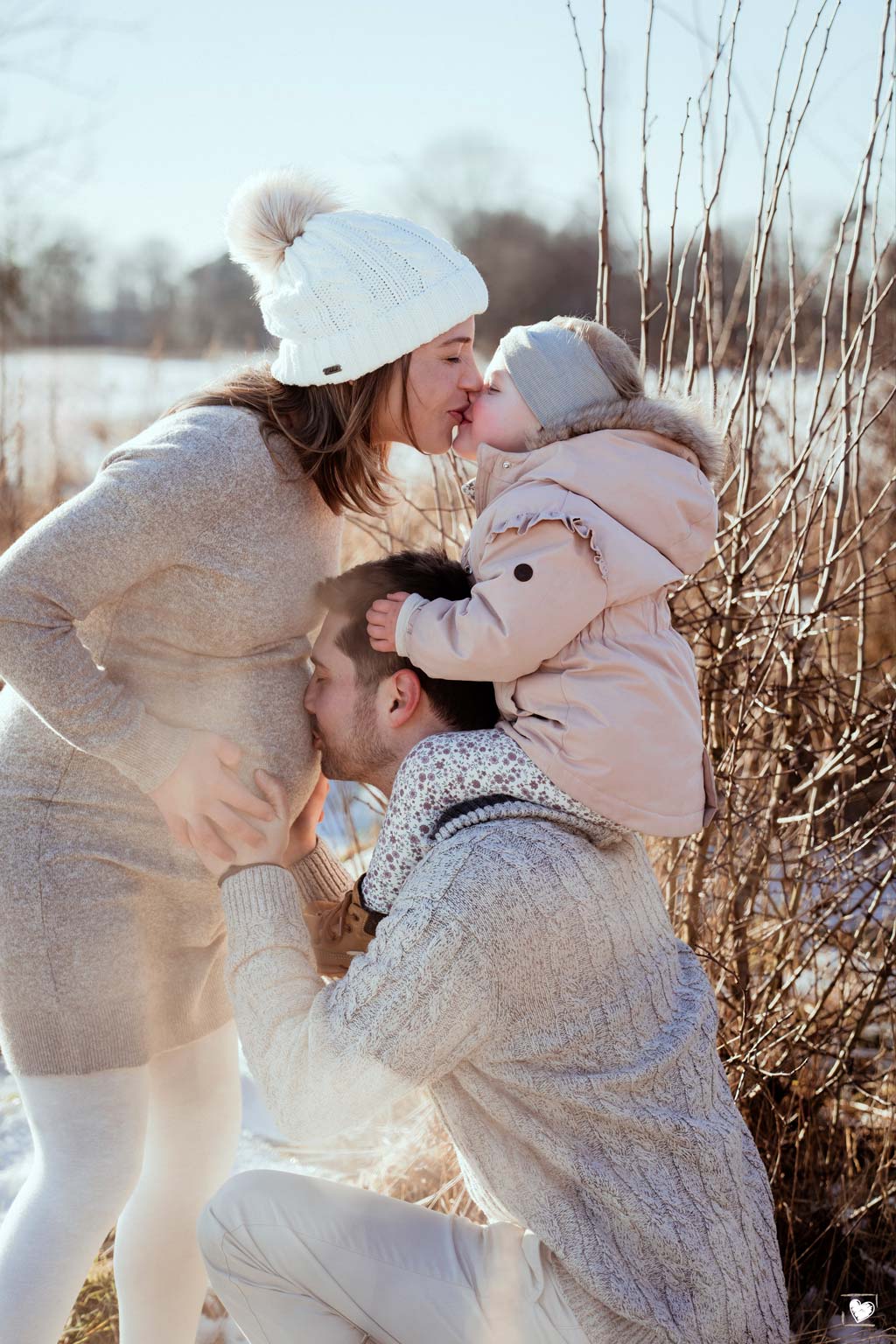 familienshooting-familienfotoshooting-familienfotografin-hannover-familienfotos-fotografin-wunstorf-kreativnus-schmidt-fotografie