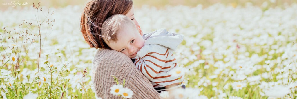 fotograf wunstorf-familienfotografin hannover-familienfotografie-hannover-fotostudio wunstorf-fotografin hannover-familienfotoshooting hannover-familienfotos-familienshooting-shooting-fotoshooting-fotostudio-wunstorf-kreativnus-schmidt-fotografie-familie-babyfotograf