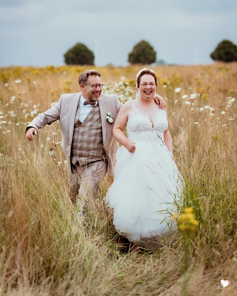 hochzeitsshooting hannover-hochzeitsfotoshooting-hochzeitsfotos-sommer-kreativnus schmidt fotografie-hochzeitsfotografin wunstorf-region hannover