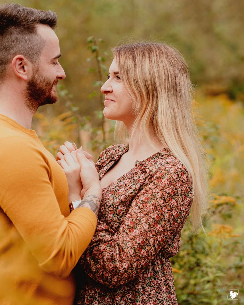 paarshooting-verlobungsshooting-region hannover-kreativnus schmidt fotografie-wunstorf-outdoor-herbst